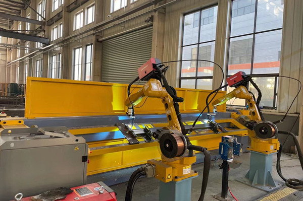 重型貨架橫梁焊接機器人 http://www.xuezi.cc/uploadfiles/211.149.195.244/webid145/source/202112/163972608087.jpg